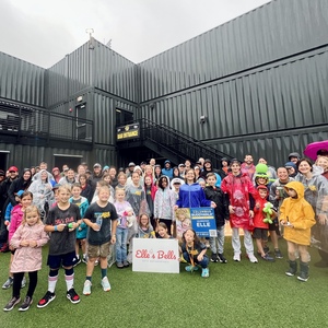 Team Page: Elle's Bells